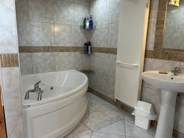 6948eb6bf96269c5eaa77e165a7a3ad6fc67e9765d192