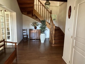 bf56e2ce23ee3451866aa9e5254ac18f1f326d252c192