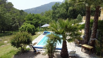 55b95a01279cba0f7bd99b09cc7c04a7eec96bb0af192