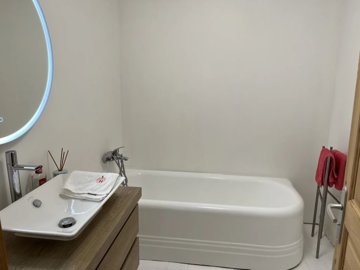 bb7ee5f79bf2e7f8d7850c15afd95d4fe3ef8ad661192