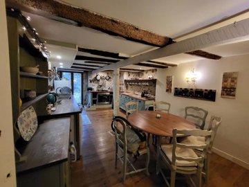 d8aed35faf535c8692a400bc92b81243c5ed1d8284192