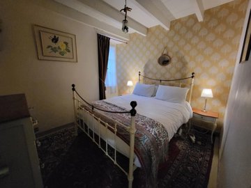 5bd8b2a0fecb6346564c8e702183773e7ee2486168192