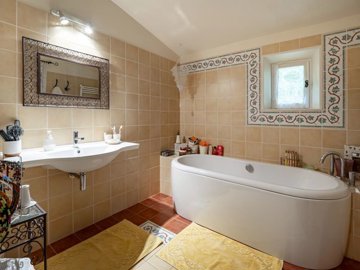 f509aa82741bc7865d11513ff382e0c9b96707a436192