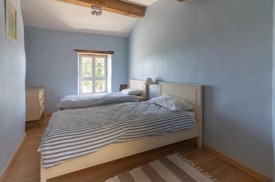 925c5adf7c333ee5b001a88563663fe48f1d58026e192