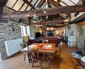 9578aff6a80b16480cb9095fe70a52a30159146eed192