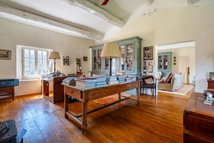 Image No.14-4 Bed House for sale