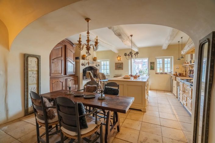 Image No.8-4 Bed House for sale