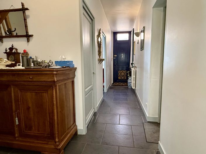 Image No.14-4 Bed House for sale