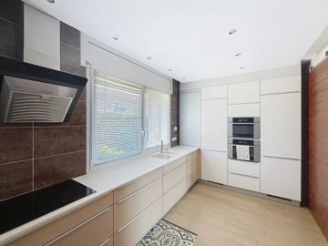 3f6b34e73f2e9d13d907c0bca05eaa54d1dd3c5cfd192