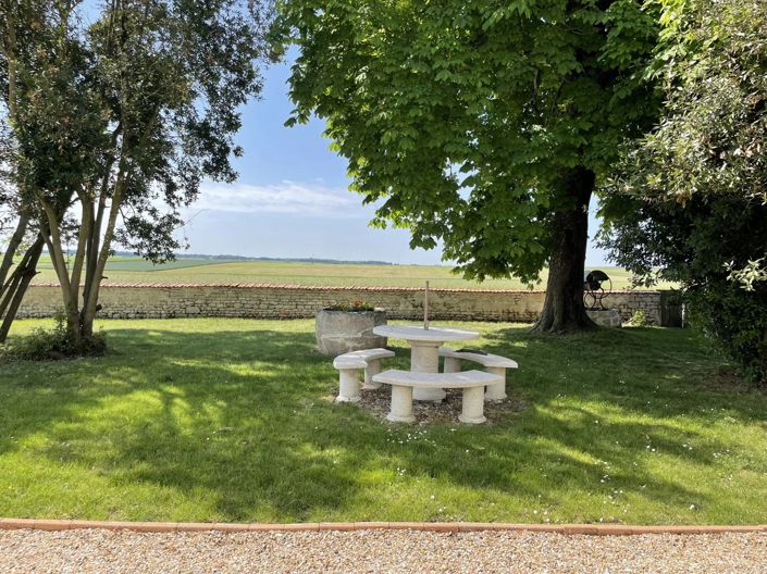 Image No.13-5 Bed House for sale