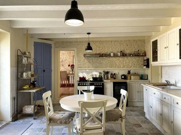 4f7f6eb26e1856df101d7a735b23e0d7c7ecc73746192