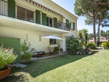 9d883f8ef88930b660d765a0a84e14e8c0e3f4f76d192