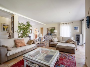 b0203ae9423a9ec9f92766c784a3f88b5f6233098e192