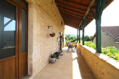 5bfdd5417c0085f92145896a602f15805fc5daa9f8192