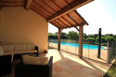 f3b3c34b422a87a414e7f97be555f9d11918a31a47192