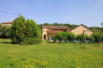 8ab553a74a24bc30f97dc2bc3d564de669eabe150d192