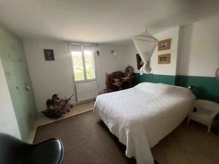 Image No.14-4 Bed House for sale