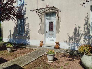 8d1ee177b4fe886c15bc83255f971f70c69992680a192