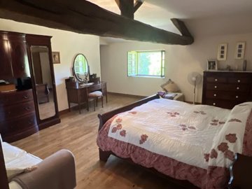 815f6fc684996248317c3c92a511d2d11bc2d7793b192