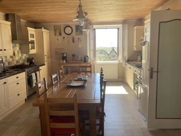 aadebcf5eeb32bdc6685fd32287849805d412cd1f3192