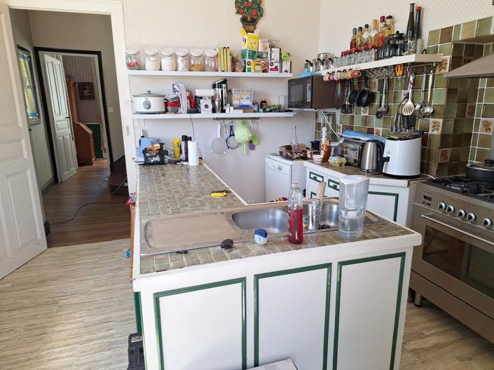 Image No.5-5 Bed House for sale