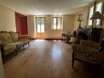 37179d2a1babebd62083cf82b56bc6ad43c5eef257192