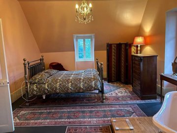 18208e5ee88a59829d898e73b9198f4dfbe49ff3b1160