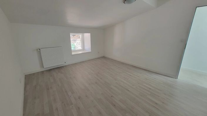 Image No.12-Maison de 4 chambres à vendre à Ruffec