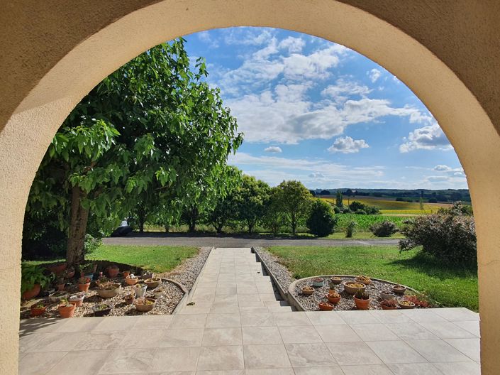 Image No.13-3 Bed House for sale