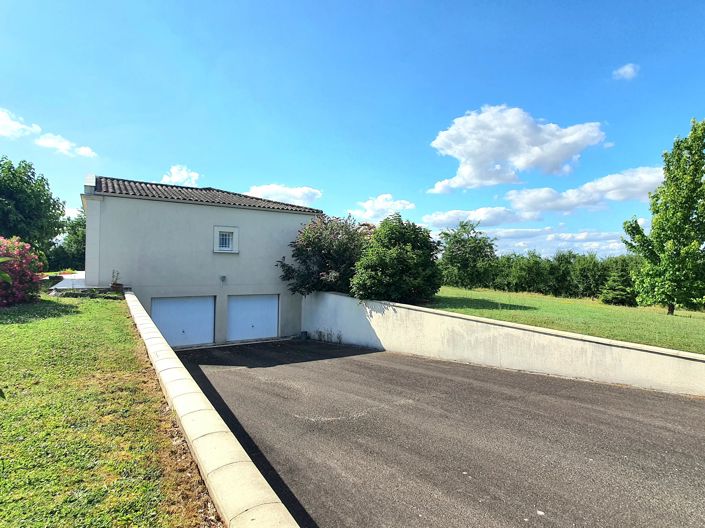 Image No.14-3 Bed House for sale