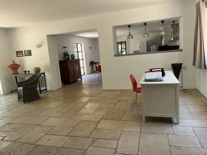 Image No.14-5 Bed House for sale