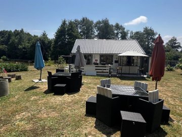 352624208b2eee351fc90bf4ca41216ec6fe41497c192