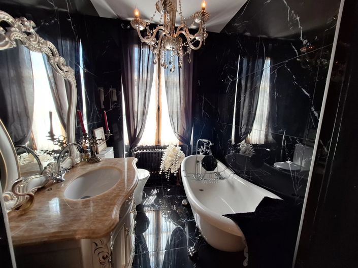 Image No.12-Maison de village de 5 chambres à vendre à Civray