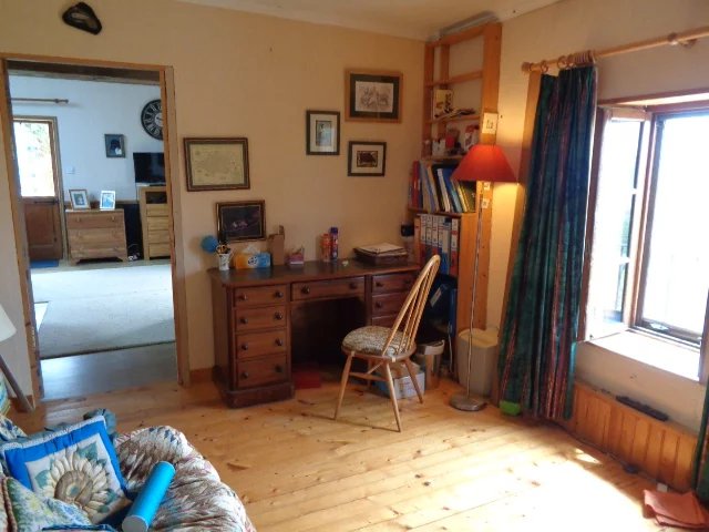 Image No.9-Maison de village de 4 chambres à vendre à Brioux-sur-Boutonne