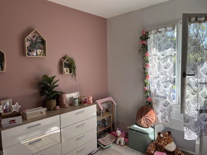 Image No.11-5 Bed House for sale