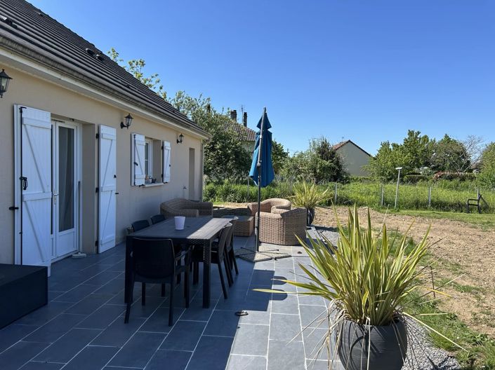 Image No.14-5 Bed House for sale