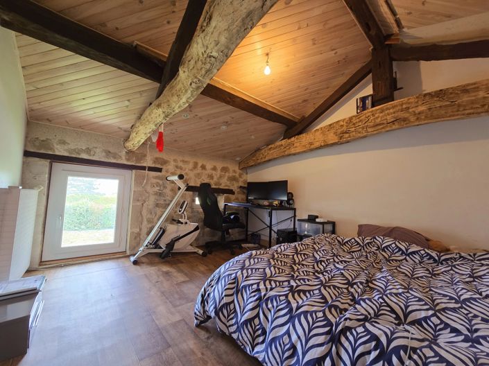 Image No.12-4 Bed House for sale