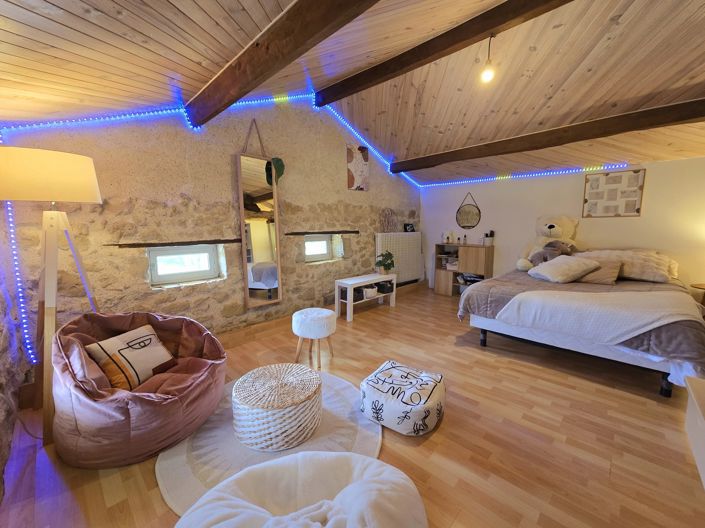 Image No.5-4 Bed House for sale