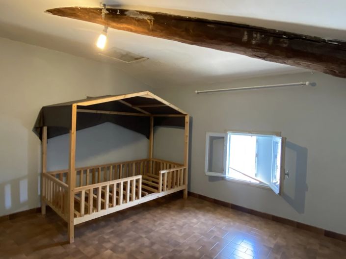 Image No.8-5 Bed Village House for sale