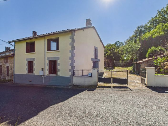 Image No.2-Maison de 2 chambres à vendre à Marval