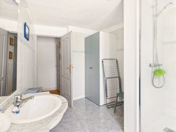 42f5a64059f2a12e05f0e26c09e8b68ba49524b2d5192