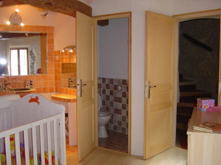 Image No.13-2 Bed Village House for sale