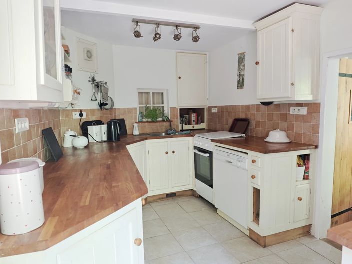 Image No.5-3 Bed House for sale