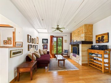 9153b9158c42dda2321b941376c33e7da0ca17fdcf200