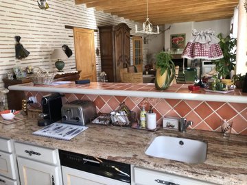 06cb55aaf6b7f3d2ad80241347eb4b980fca982092403