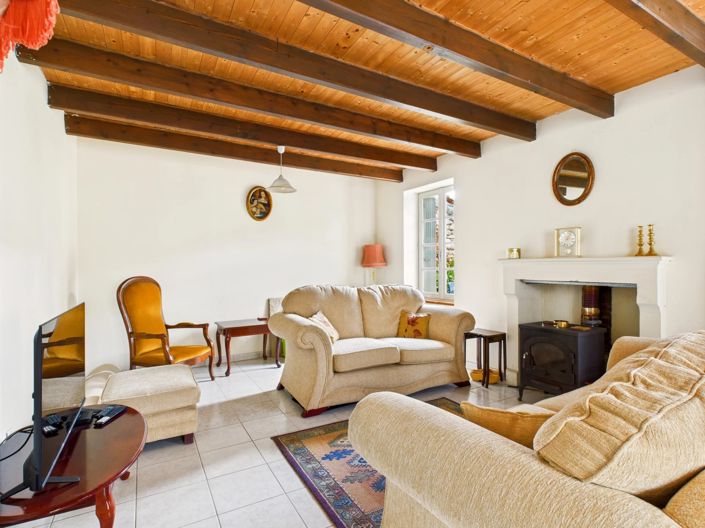 Image No.3-7 Bed Village House for sale