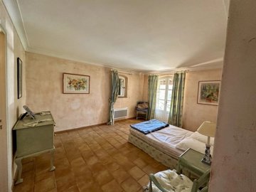 8e099a8e7c770916f5a2b94897eb69f12302662888192