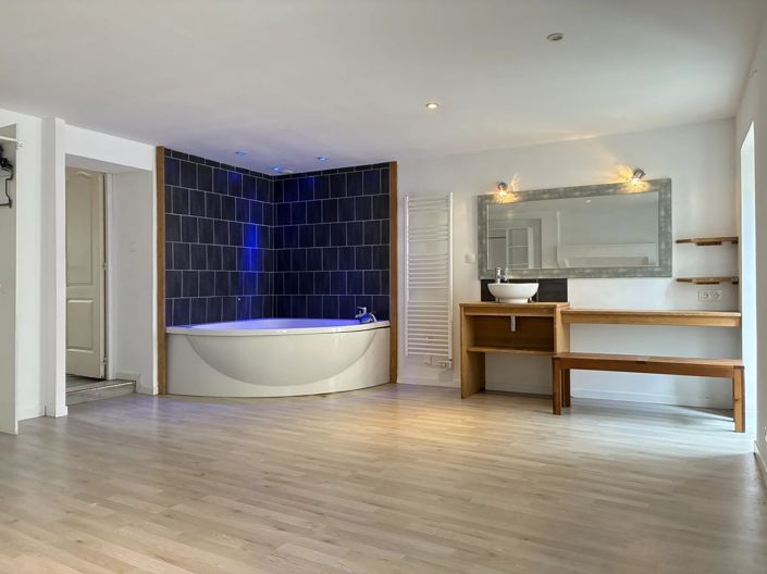 Image No.9-Maison de 3 chambres à vendre à Montmorillon