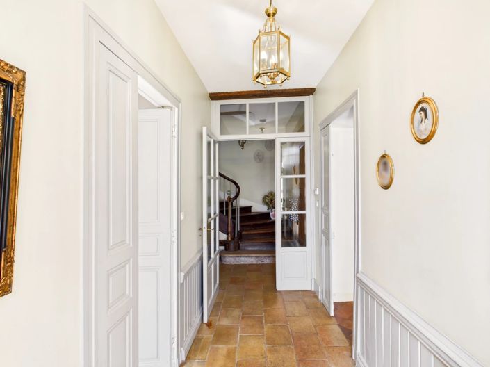 Image No.6-7 Bed House for sale