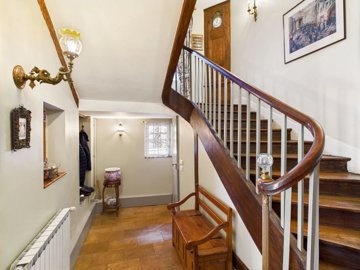 83bafd4e5d25b667ecf7bf4f0cb32c9929052a856d192